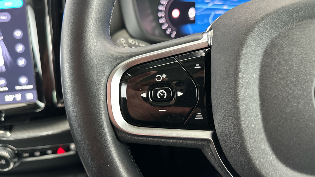Volvo XC60 B5 Ultimate Dark Grey #16
