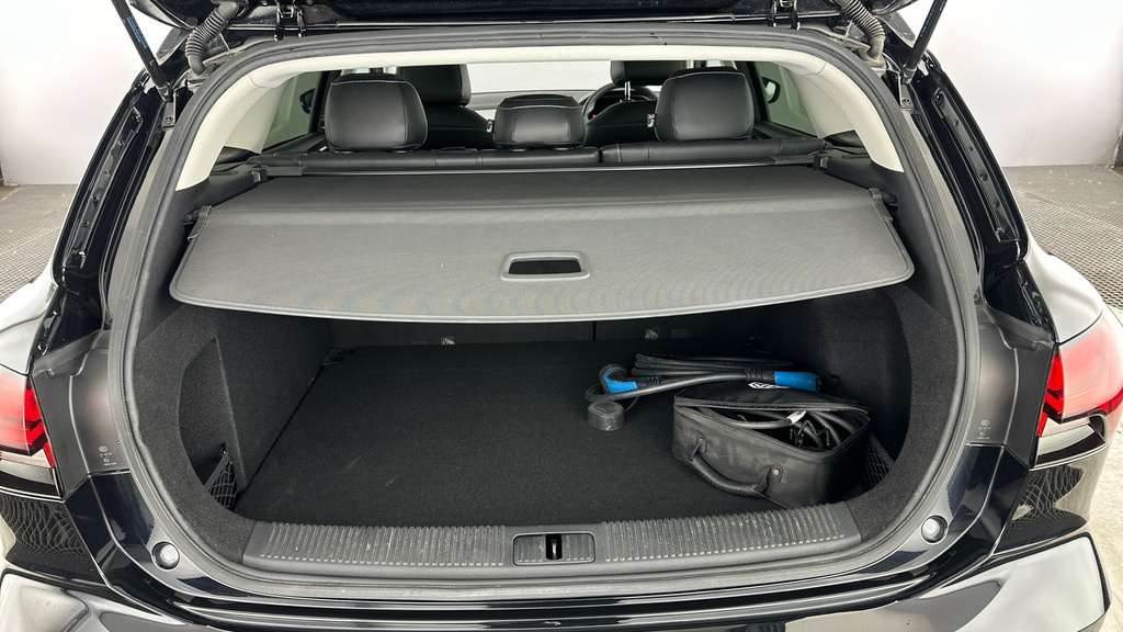 MG MG5 115Kw Trophy Ev Long Range 61Kwh Red #19