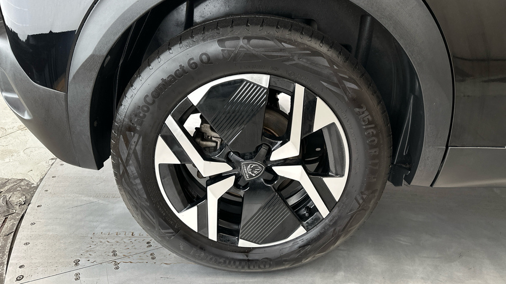 Peugeot e-2008 Gt Grey #24