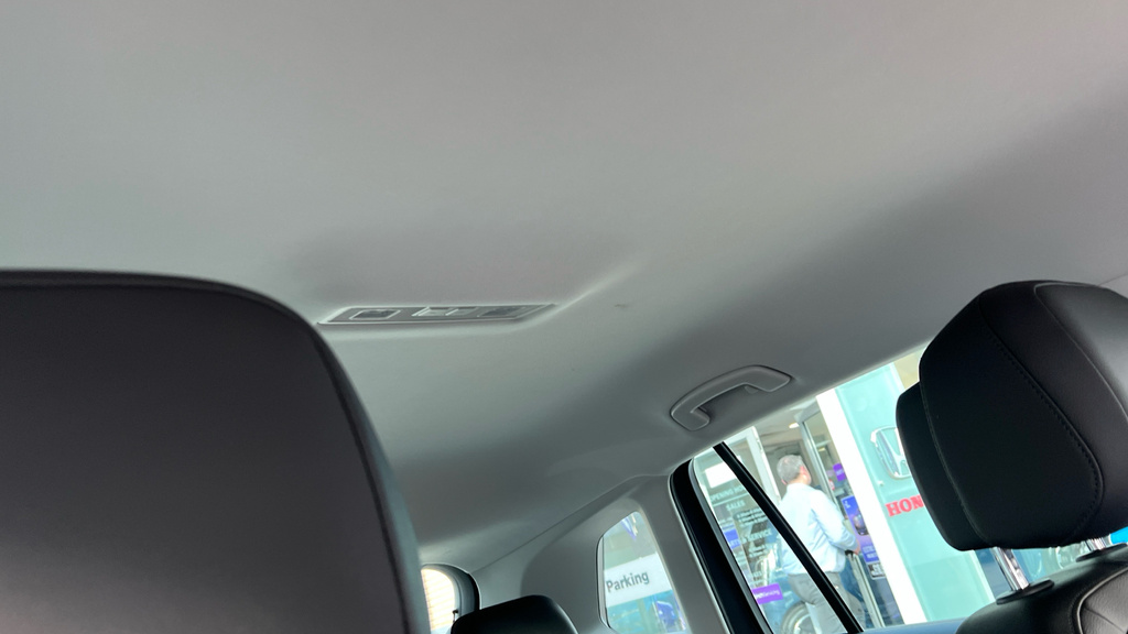 Volkswagen Tiguan Active Grey #33