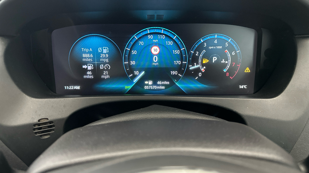 Jaguar XE R-sport Silver #19