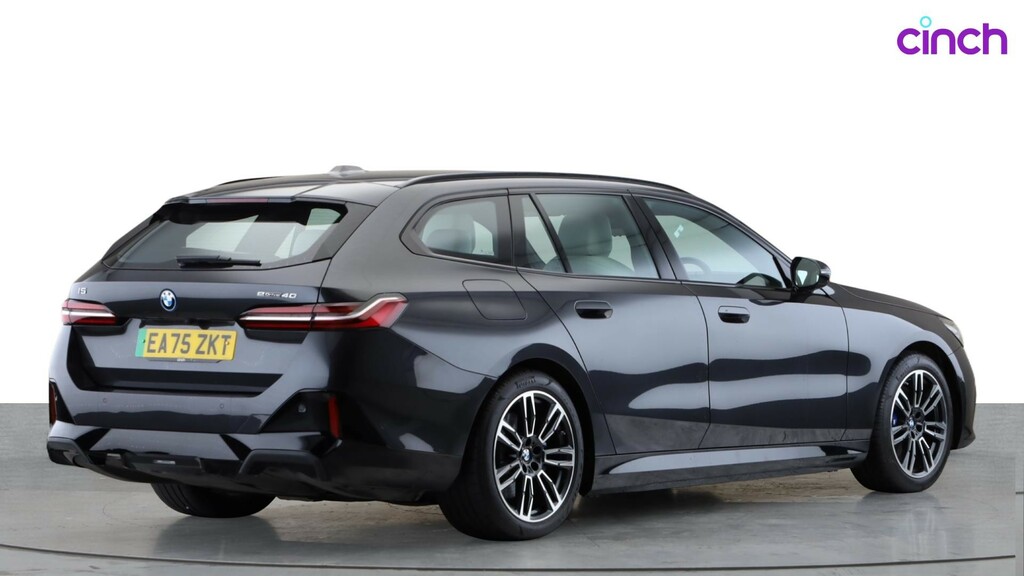 BMW i5 M Sport Black #5