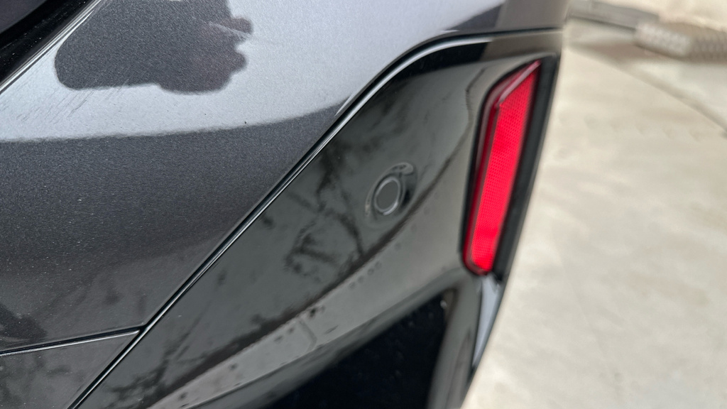 BMW i5 M Sport Black #3