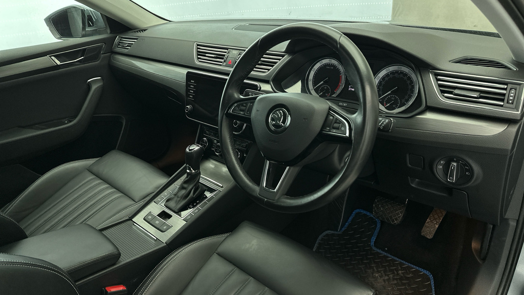 Skoda Superb 1.5 Tsi 150Ps Se Act Hatchback Blue #11