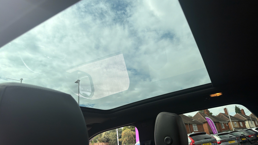 Land Rover Range Rover Evoque 2.0 Td4 Se Tech 177 Bhp Black #31