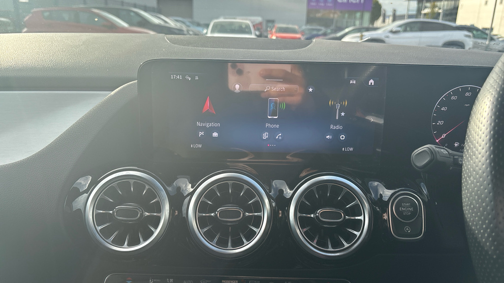 Mercedes-Benz GLA Class Gla 200 Amg Line Executive Grey #12