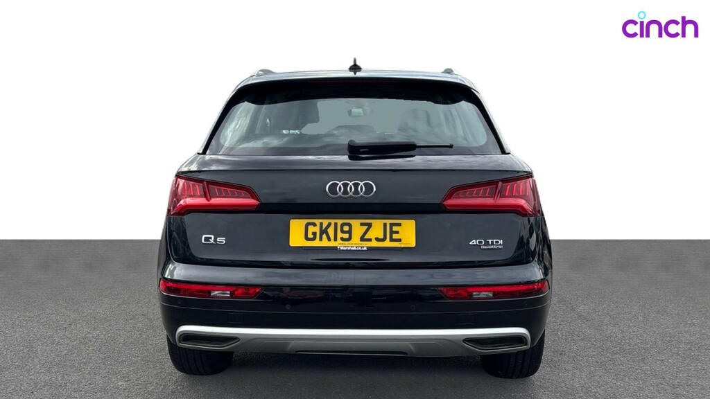 Audi Q5 45 Tfsi Quattro S Line S Tronic Tech Pack Black #4