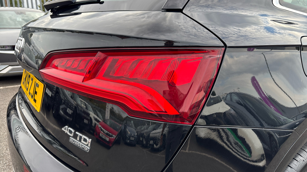 Audi Q5 45 Tfsi Quattro S Line S Tronic Tech Pack Black #39
