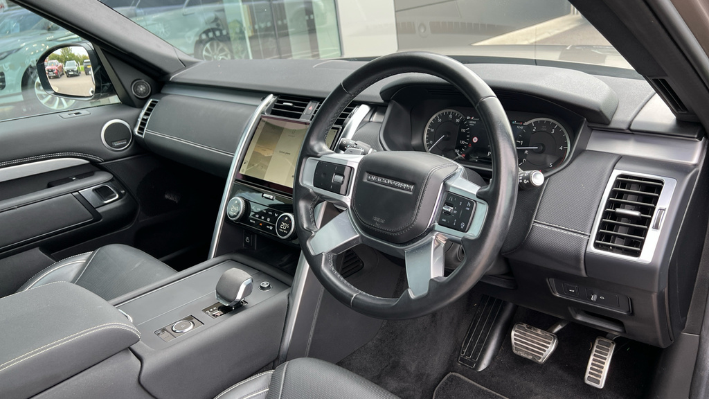Land Rover Discovery R-dynamic Hse Black #13