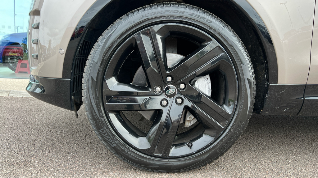 Land Rover Discovery R-dynamic Hse Black #21