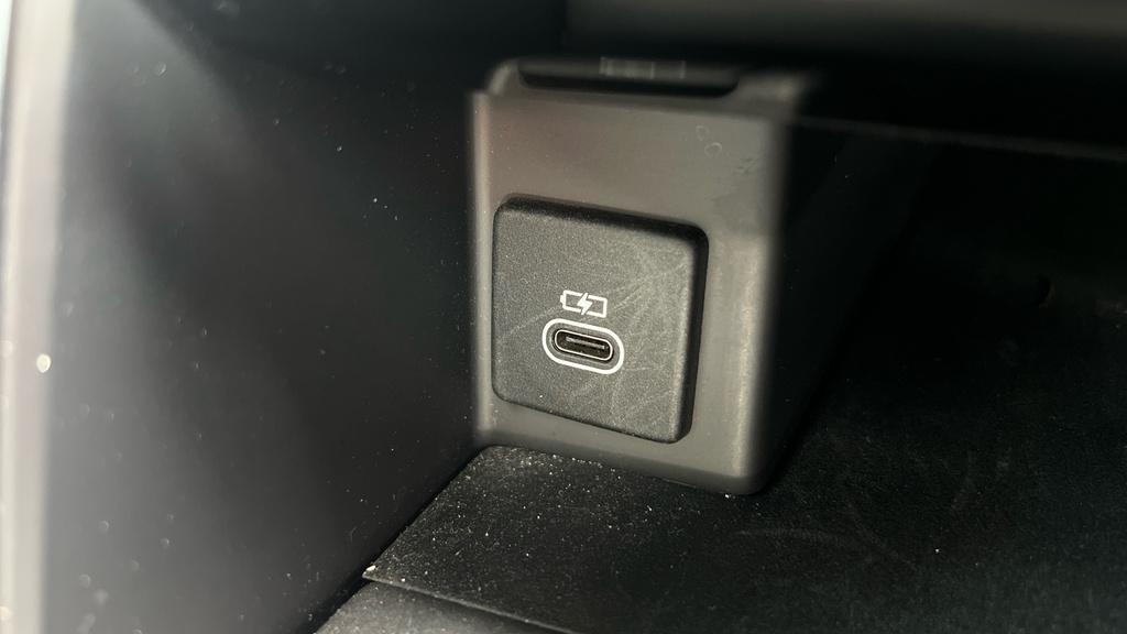 Land Rover Discovery R-dynamic Hse Black #54