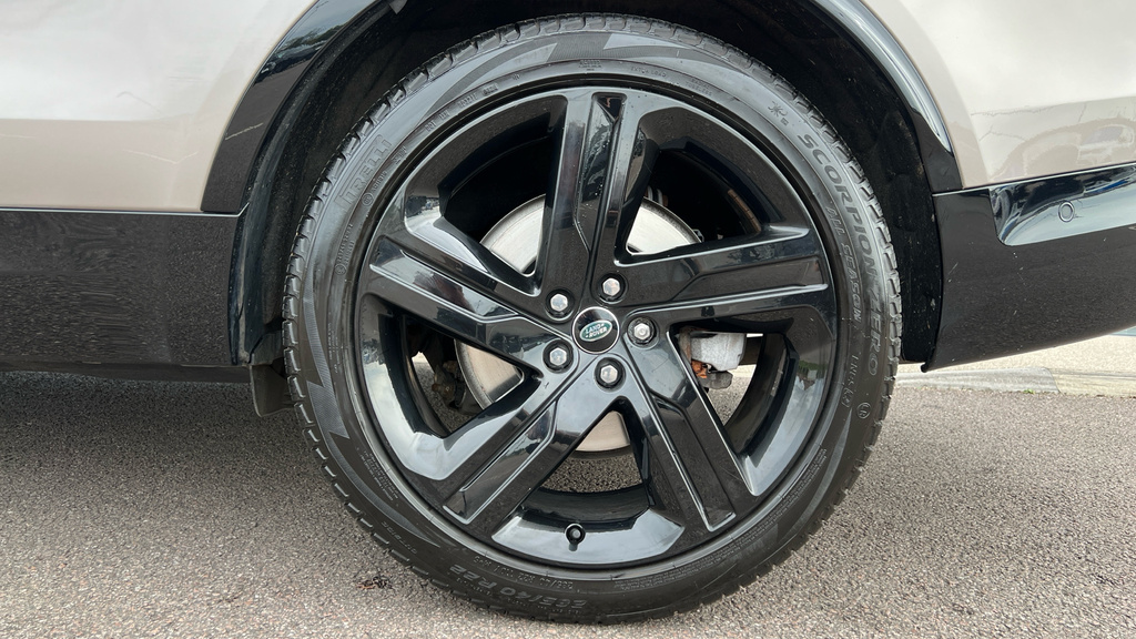 Land Rover Discovery R-dynamic Hse Black #22