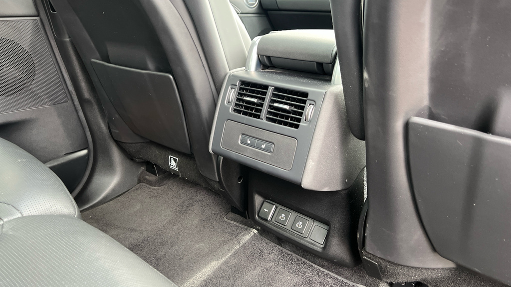 Land Rover Discovery R-dynamic Hse Black #37