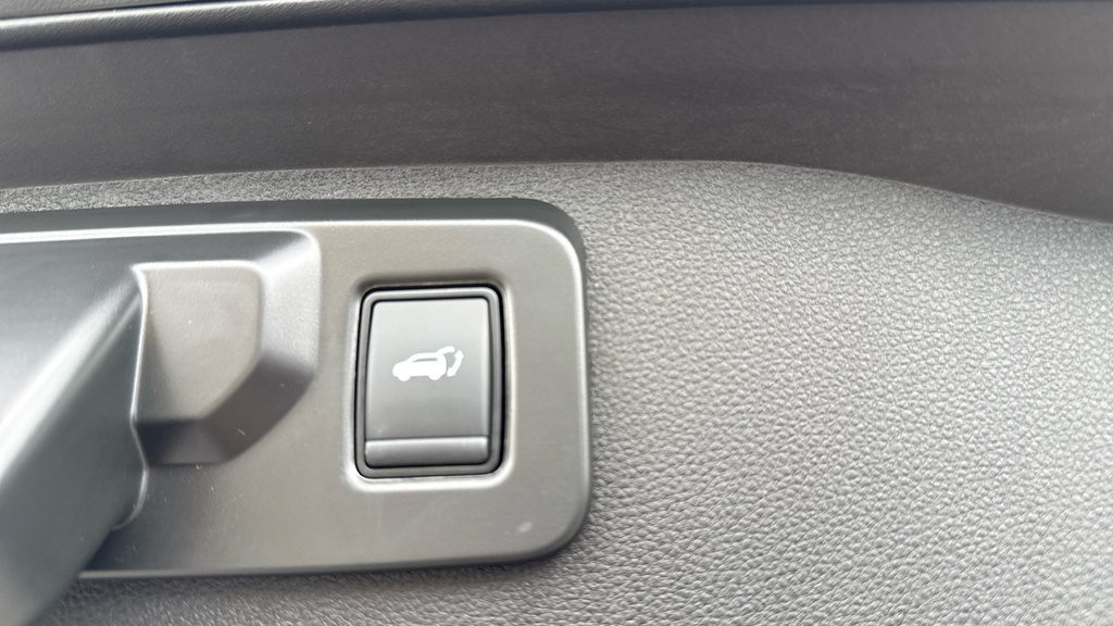 Renault Scenic 160Kw Techno 87Kwh Long Range White #3