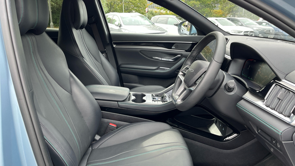 Byd Seal U 1.5 Dm-i Awd Design White #15