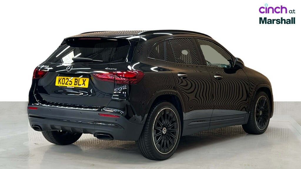 Mercedes-Benz GLA Class Gla 200 Amg Line Executive Black #3
