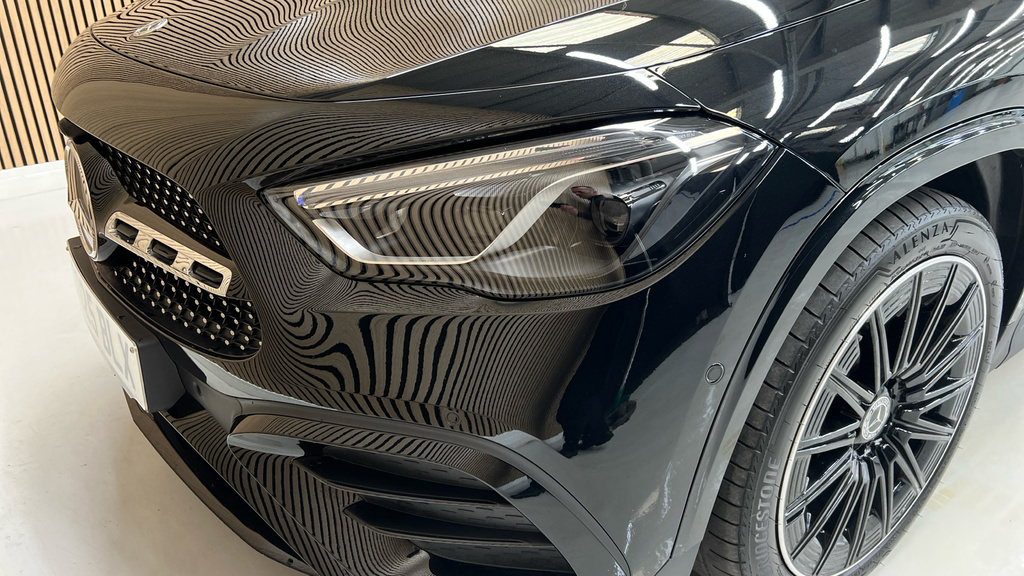 Mercedes-Benz GLA Class Gla 200 Amg Line Executive Black #28