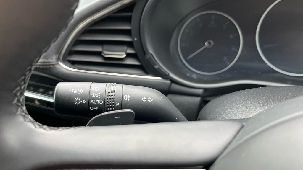 Mazda 3 2.5 E-skyactiv G Mhev 140 Homura Blue #30