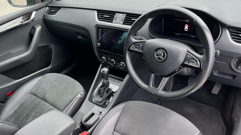 Skoda Octavia 1.5 Tsi Act Se Technology Grey #10