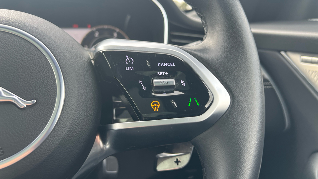 Jaguar F-Pace 5.0 V8 575 Svr Edition Awd White #45