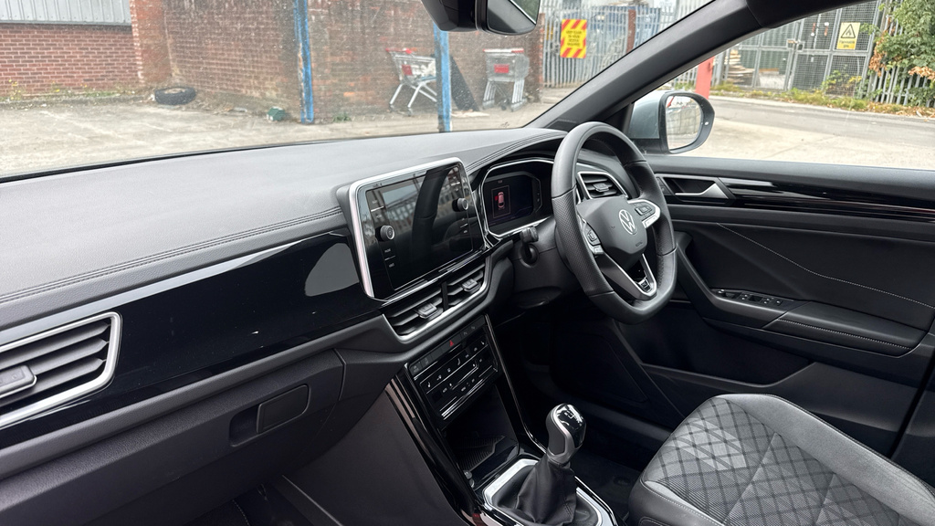 Volkswagen T-Roc Black Edition Plus Silver #10