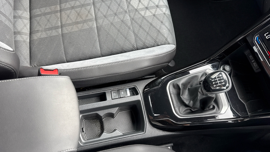 Volkswagen T-Roc Black Edition Plus Silver #48