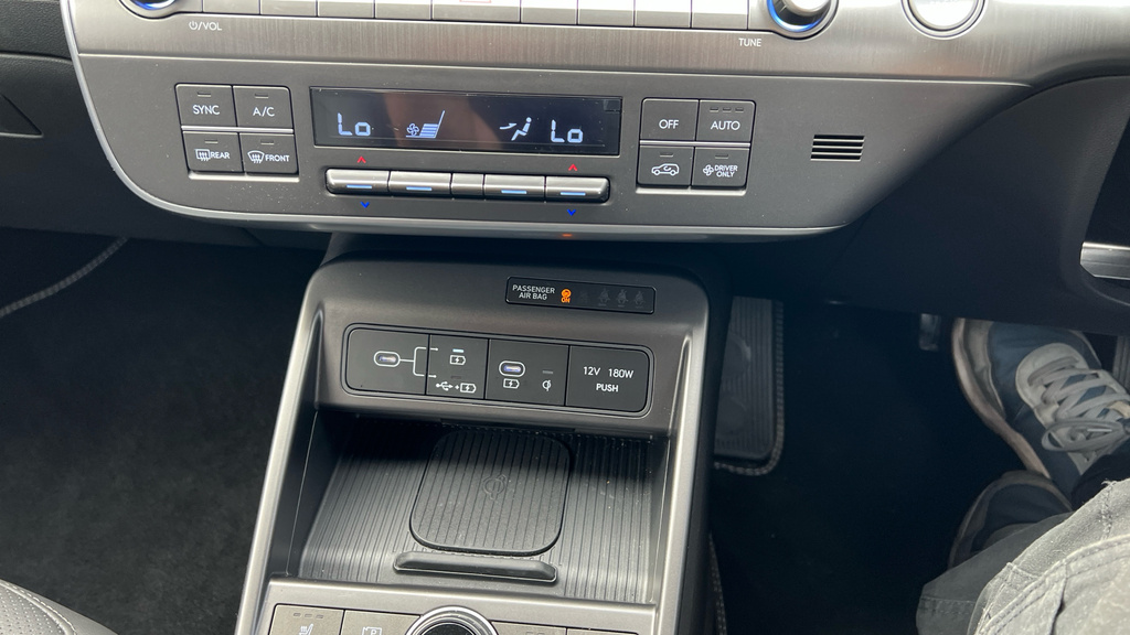 Hyundai Kona Ultimate Black #31