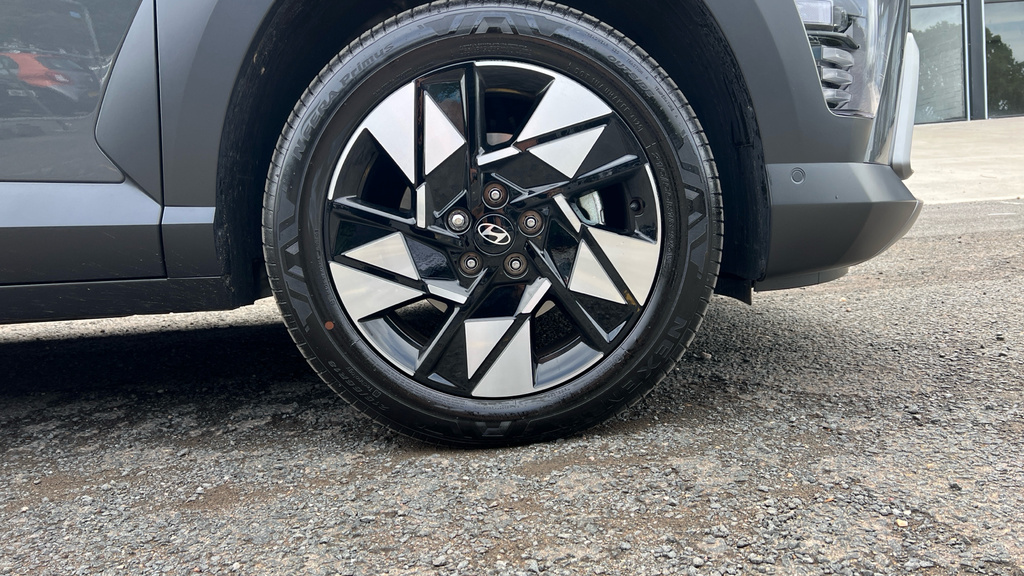 Hyundai Kona Ultimate Black #20