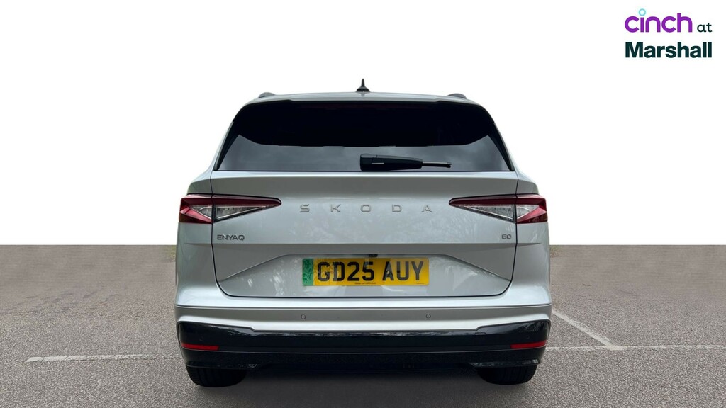 Skoda ENYAQ Edition White #6