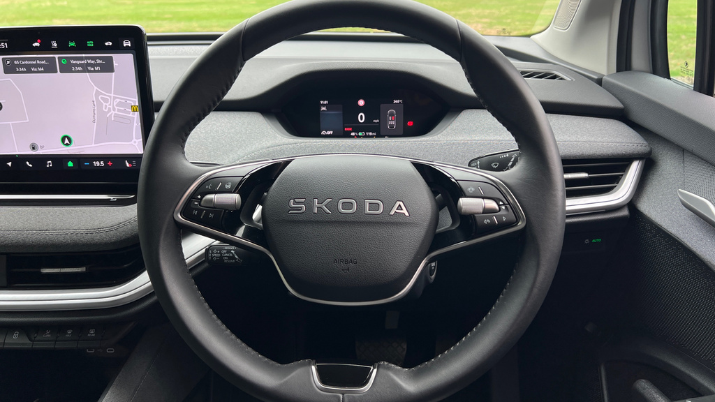 Skoda ENYAQ Edition White #37