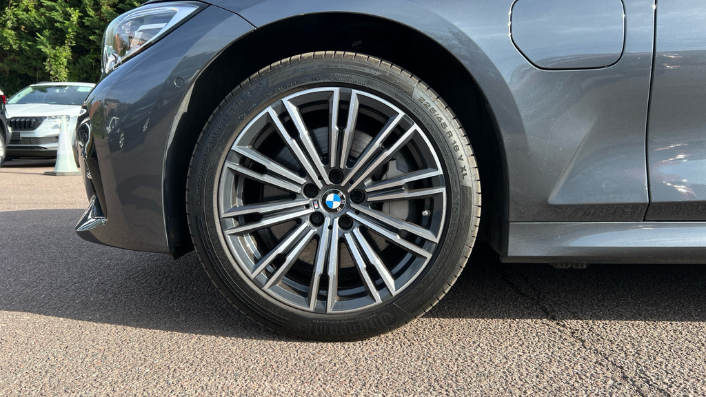 BMW 3 Series 330E M Sport Step Pro Pack Orange #27