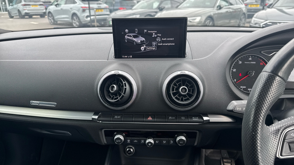 Audi A3 1.5 Tfsi Black Edition S Tronic #12