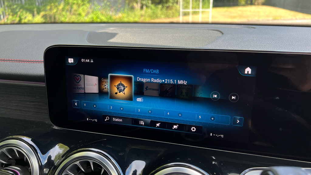 Mercedes-Benz EQB Suv Grey #13