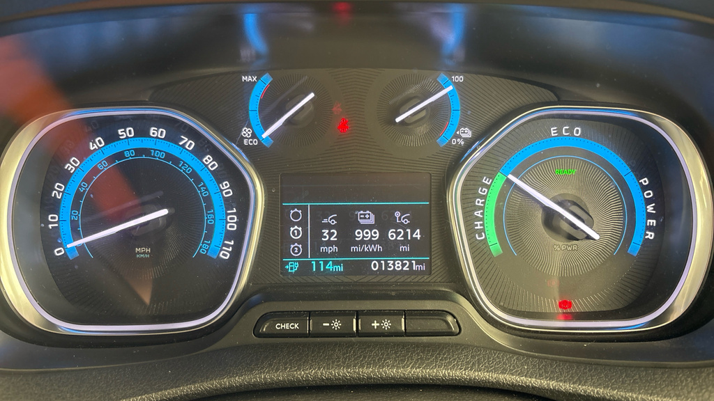 Vauxhall Vivaro 3100 2.0D 145Ps Pro H1 Van #15