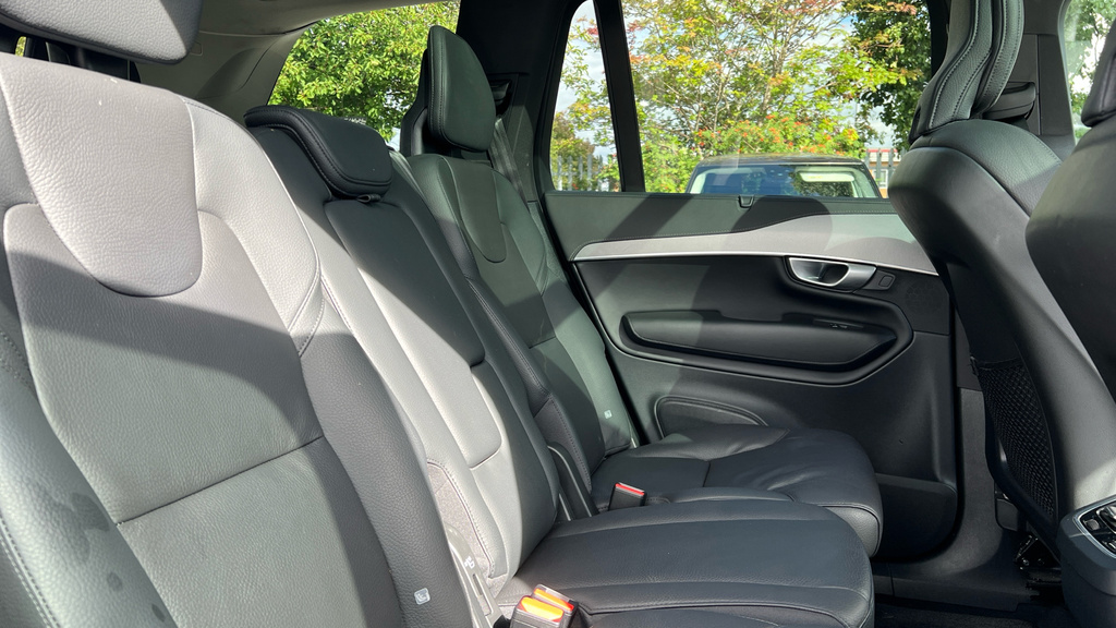 Volvo XC90 B5 P Awd Plus Dark Silver #22