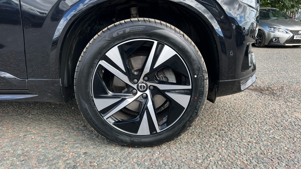 Volvo XC90 B5 P Awd Plus Dark Silver #18