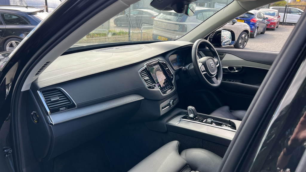 Volvo XC90 B5 P Awd Plus Dark Silver #10