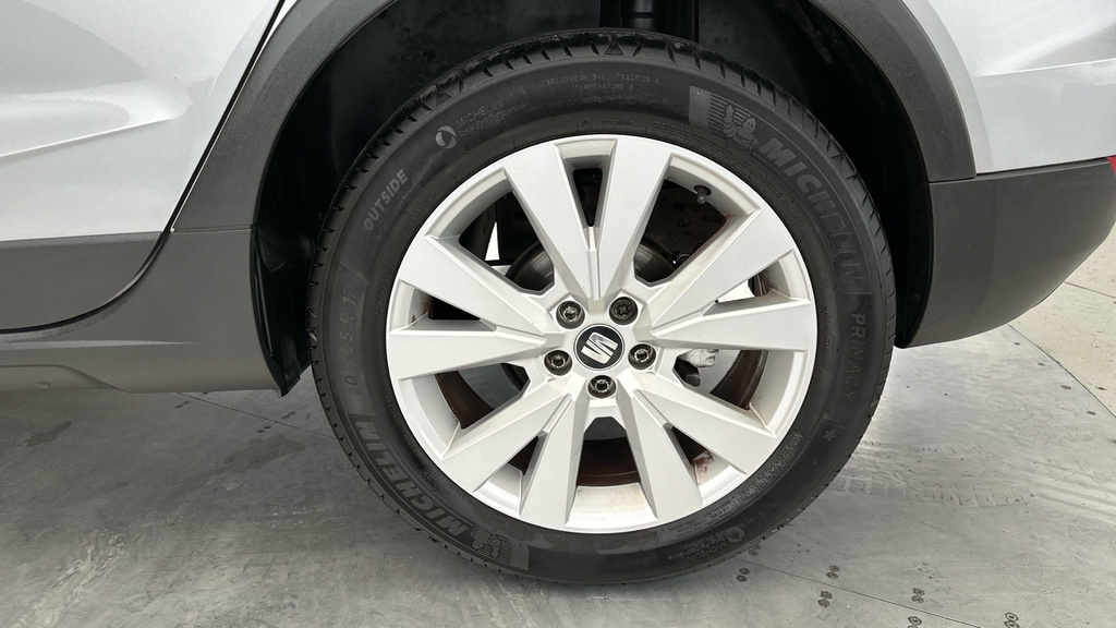 Seat Arona 1.0 Tsi Se Technology Ez 2019 White #23
