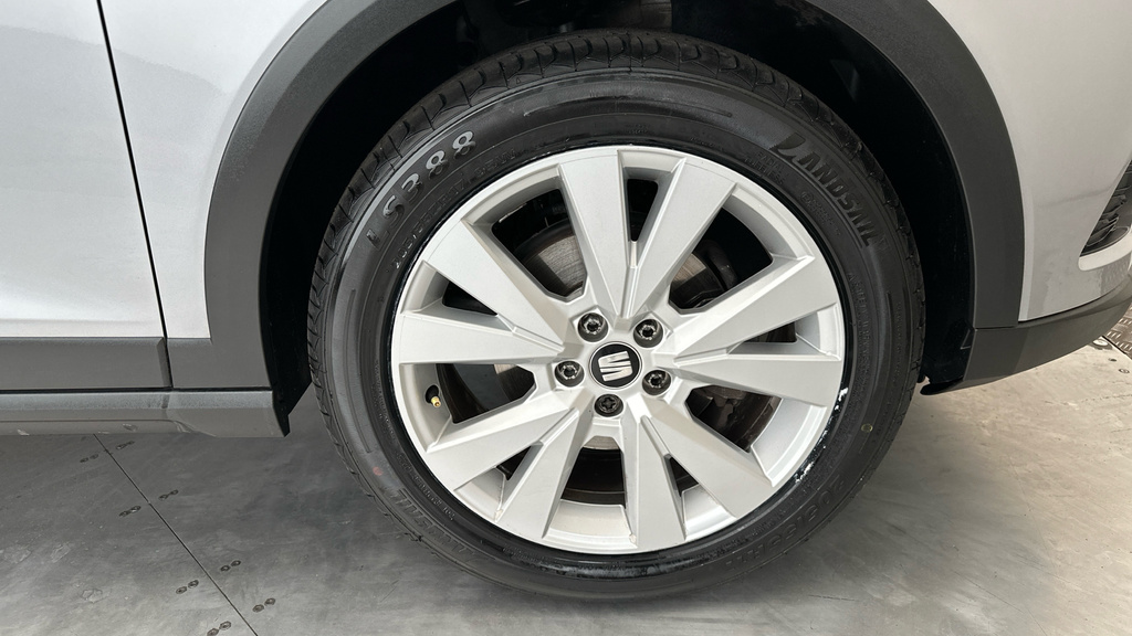 Seat Arona 1.0 Tsi Se Technology Ez 2019 White #25