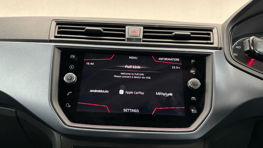 Seat Arona 1.0 Tsi Se Technology Ez 2019 White #12