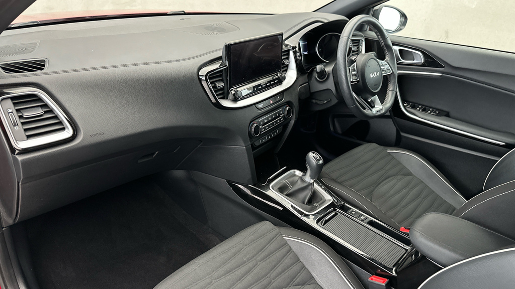 Kia Xceed 1.5 T-gdi Dct Gt-line Silver #11