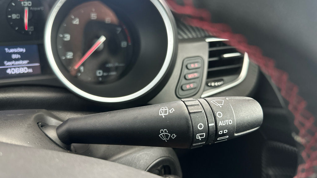 Alfa Romeo Giulietta Hatchback Black #14