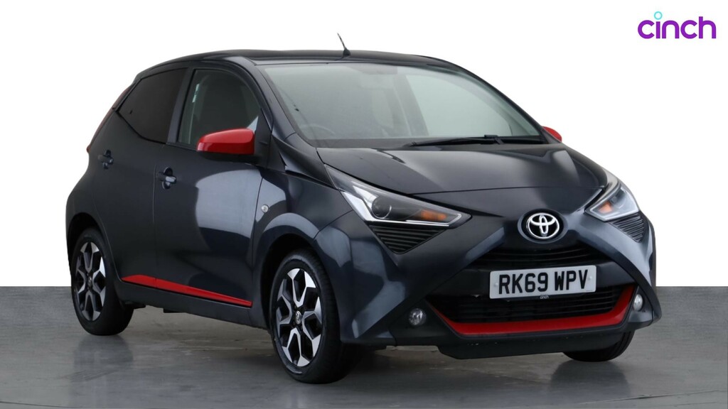 Toyota Aygo X Hatchback Grey #1