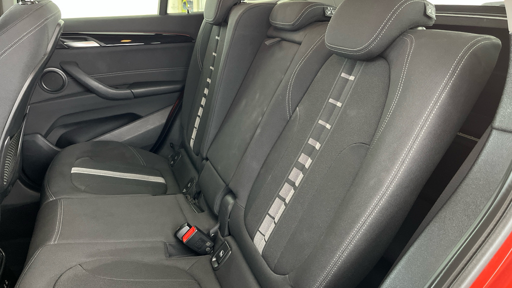 BMW X1 Sport Black #25