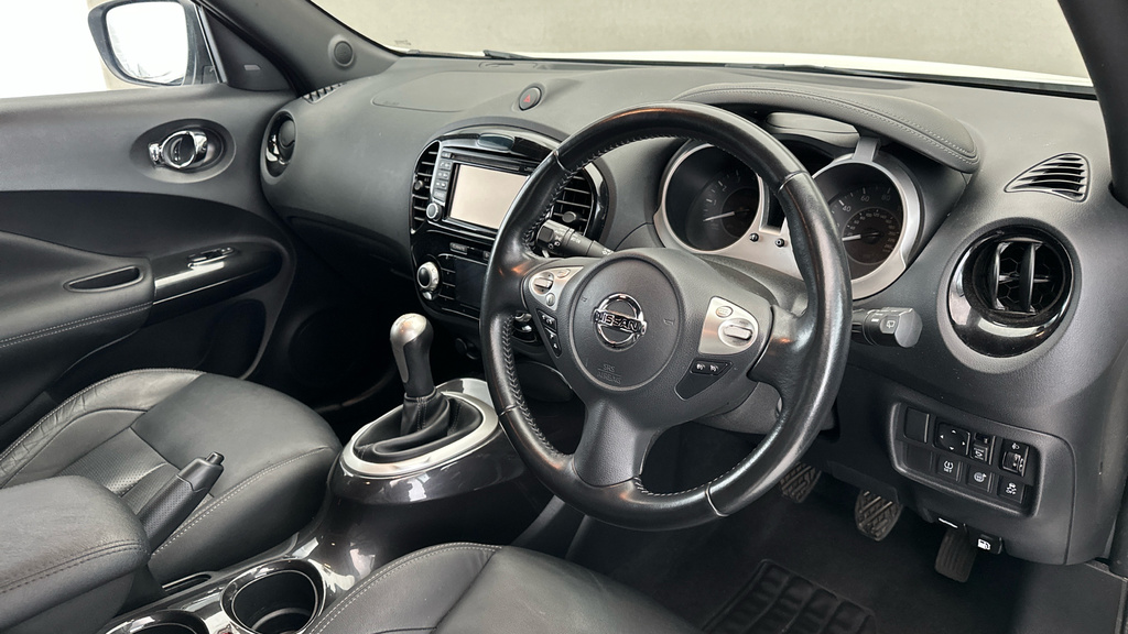 Nissan Juke Tekna Dig-t Blue #9