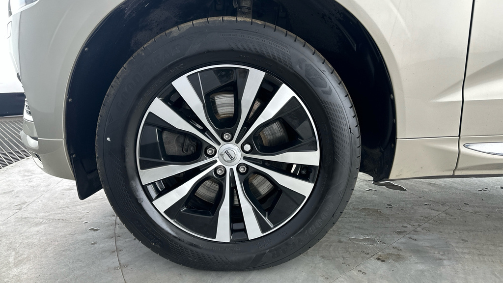Volvo XC60 Inscription Red #29