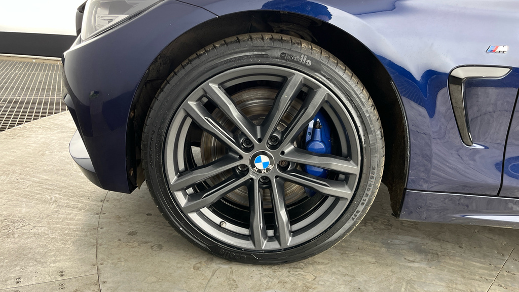 BMW 4 Series M Sport White #28