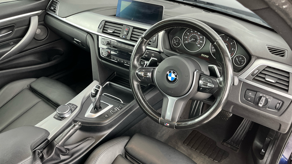 BMW 4 Series M Sport White #9
