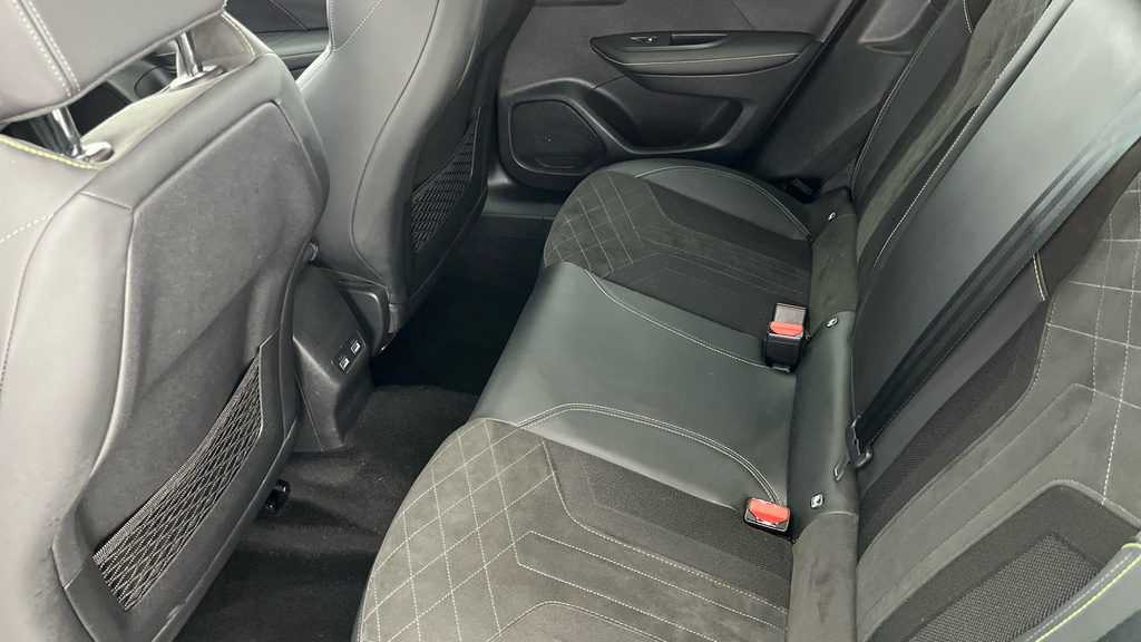 Peugeot e-2008 Gt Ev 2022 72 Black #23