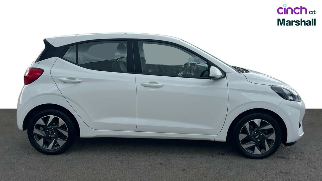 Hyundai I10 Advance Red #2